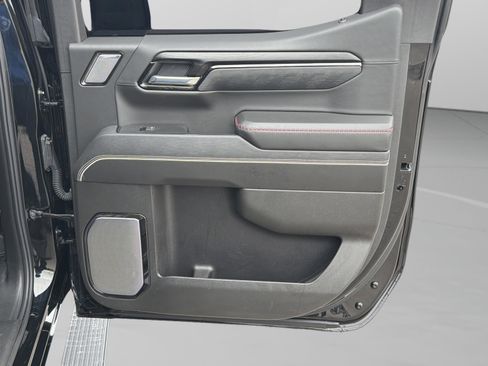 Used 2025 GMC Sierra 1500 AT4X w/ AT4X AEV Edition image 41