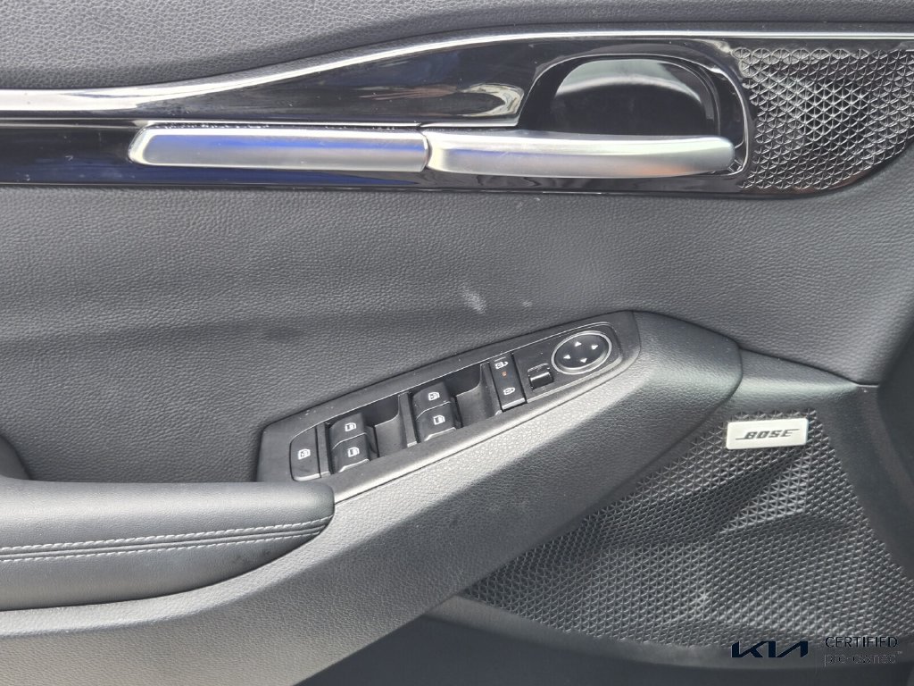Certified 2025 Kia Seltos SX AWD/4WD image 33