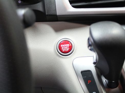 Used 2014 Honda Odyssey EX image 12