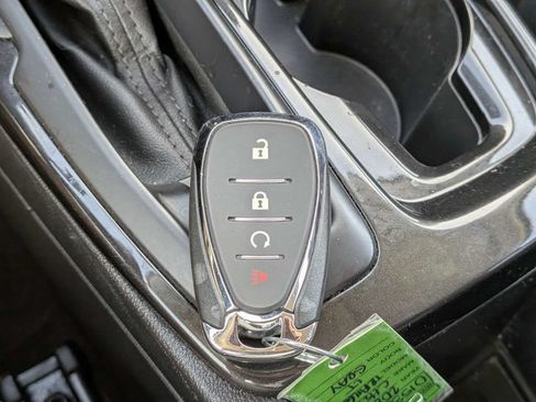 Used 2025 Chevrolet TrailBlazer LT AWD/4WD image 29