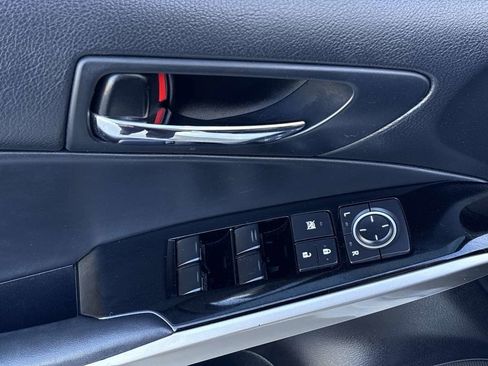 Used 2016 Lexus IS 200t image 24