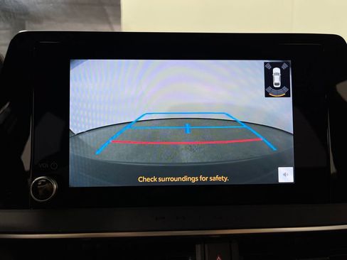 Used 2023 Toyota Prius Prime FWD image 23