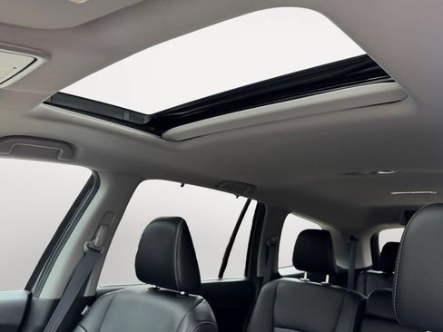 Used 2021 Honda Pilot EX-L image 18
