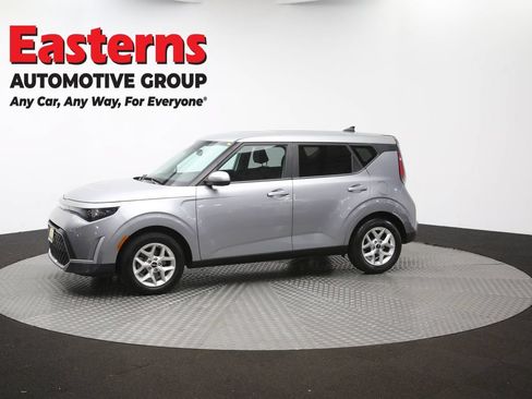 Used 2024 Kia Soul LX w/ Option Group 015 FWD image 57