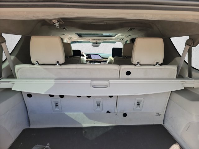 Used 2021 Cadillac Escalade ESV Premium Luxury Platinum RWD image 6