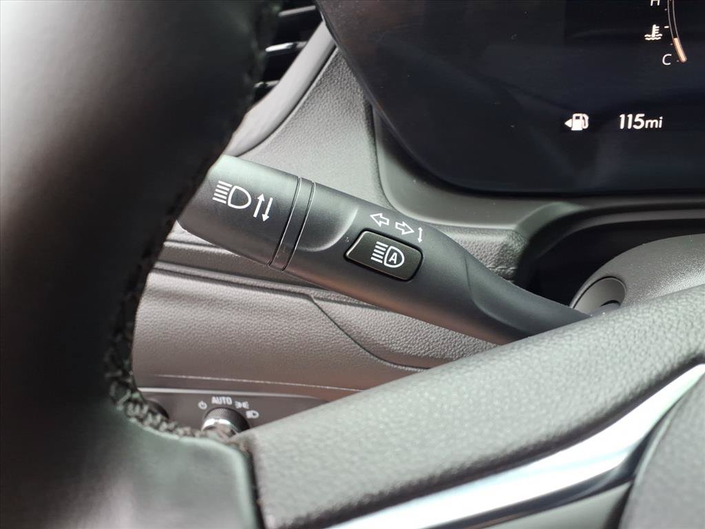 Used 2025 Buick Encore GX Sport Touring w/ Comfort Package AWD/4WD image 19