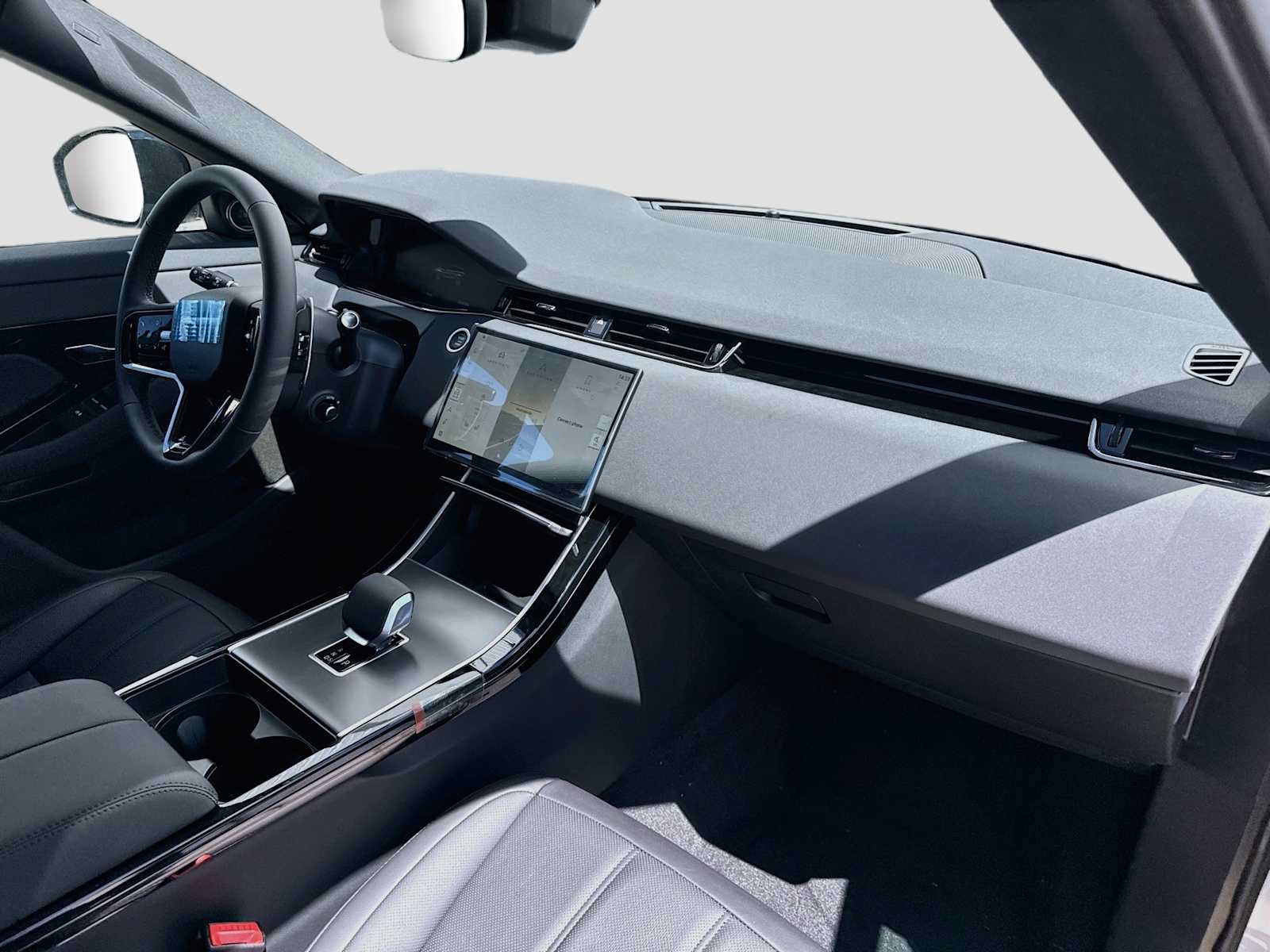 New 2026 Land Rover Range Rover Evoque S AWD/4WD image 8