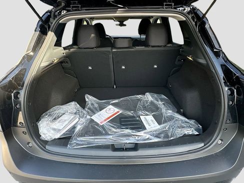 New 2026 Nissan Kicks SV image 23