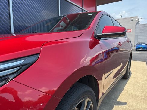 Used 2023 Chevrolet Equinox RS w/ RS Leather Package image 12