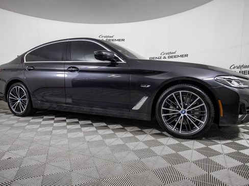Used 2023 BMW 530e w/ Convenience Package RWD image 2
