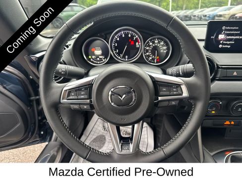 Used 2025 MAZDA MX-5 Miata Club w/ Appearance Package RWD image 21