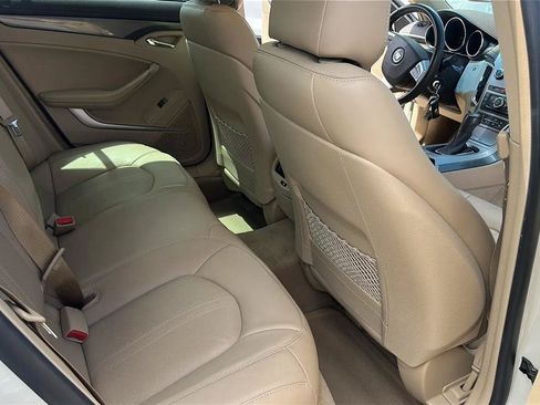 Used 2013 Cadillac CTS Luxury RWD image 30