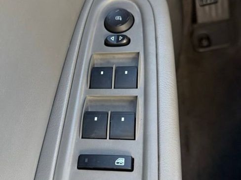 Used 2016 Chevrolet Traverse LS image 18