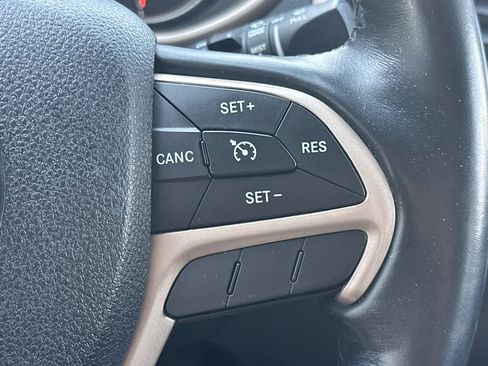 Used 2016 Jeep Cherokee Limited AWD/4WD image 27