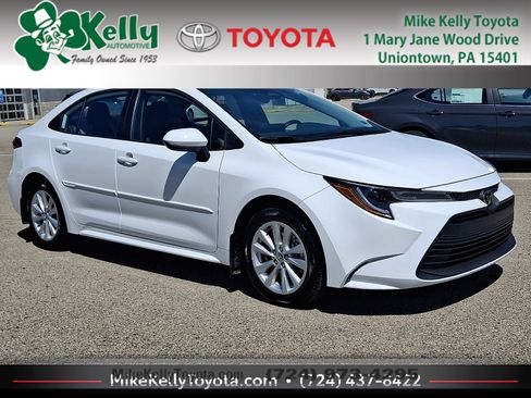 Used 2026 Toyota Corolla LE w/ LE Premium Package FWD image 1
