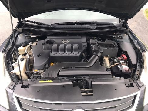 Used 2010 Nissan Altima 2.5 S FWD image 43