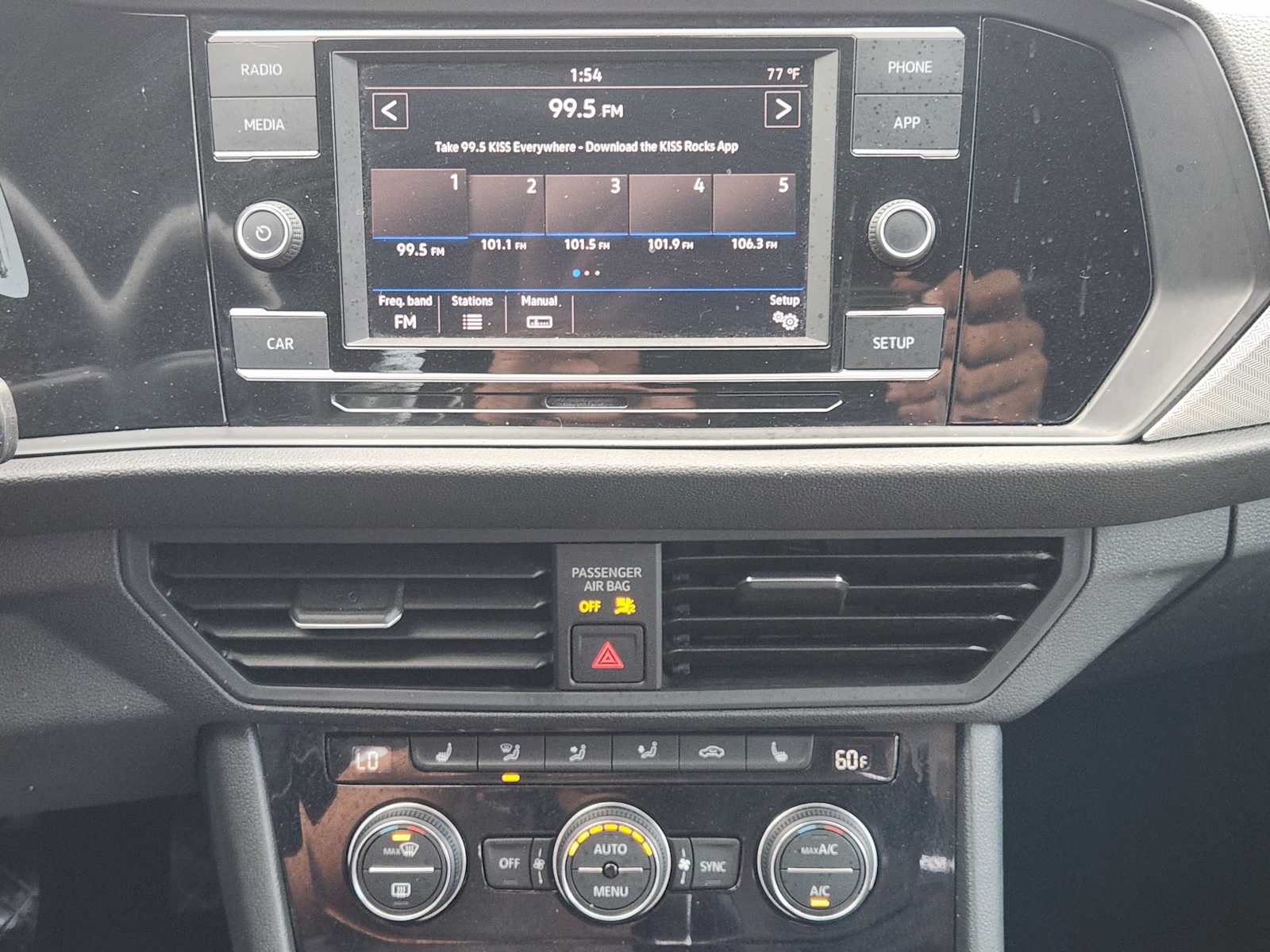 Used 2019 Volkswagen Jetta R-Line FWD image 16