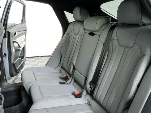 Used 2022 Audi Q5 2.0T Premium Plus image 21