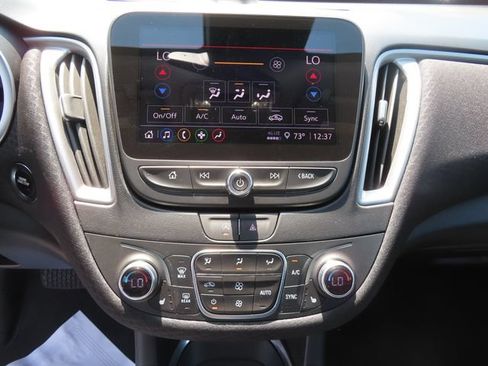 Used 2024 Chevrolet Malibu LT FWD image 31