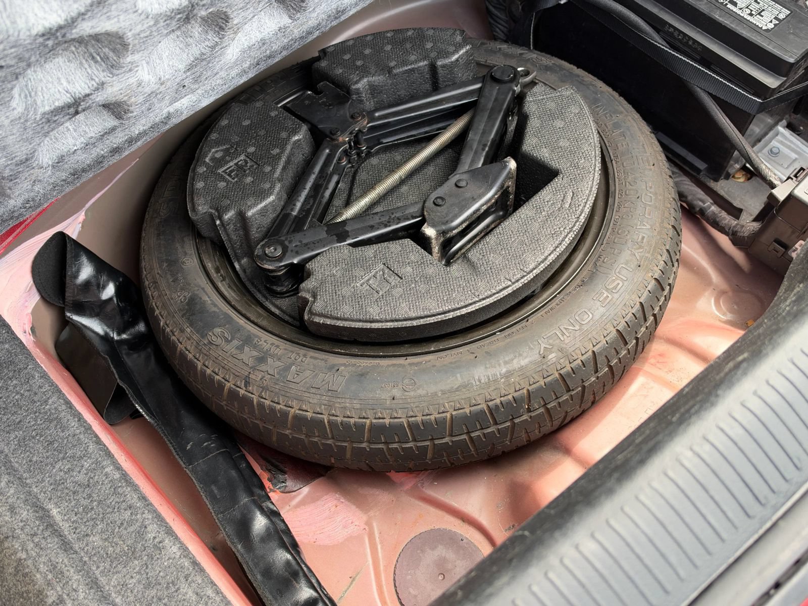 Used 2022 Dodge Charger SXT RWD image 18