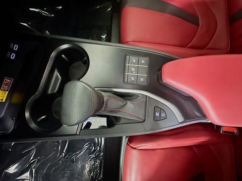 Used 2024 Lexus UX 250h F Sport image 22