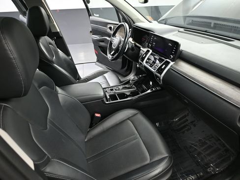 Used 2021 Kia Sorento EX AWD/4WD image 45