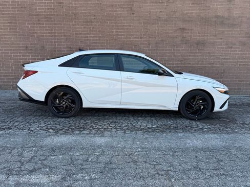 New 2026 Hyundai Elantra Sport FWD image 6