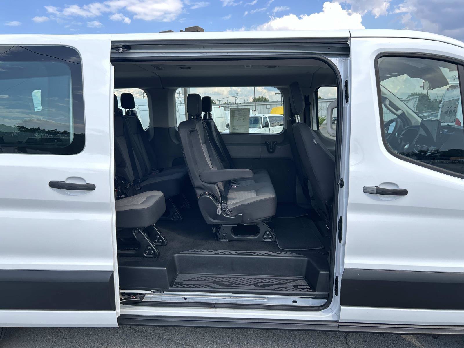Used 2024 Ford Transit 350 XLT RWD image 20