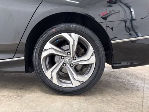 Certified 2018 Honda Accord EX image 10