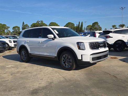 New 2025 Kia Telluride LX image 2