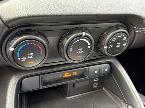 New 2026 MAZDA MX-5 Miata Club w/ Interior Package RWD image 15