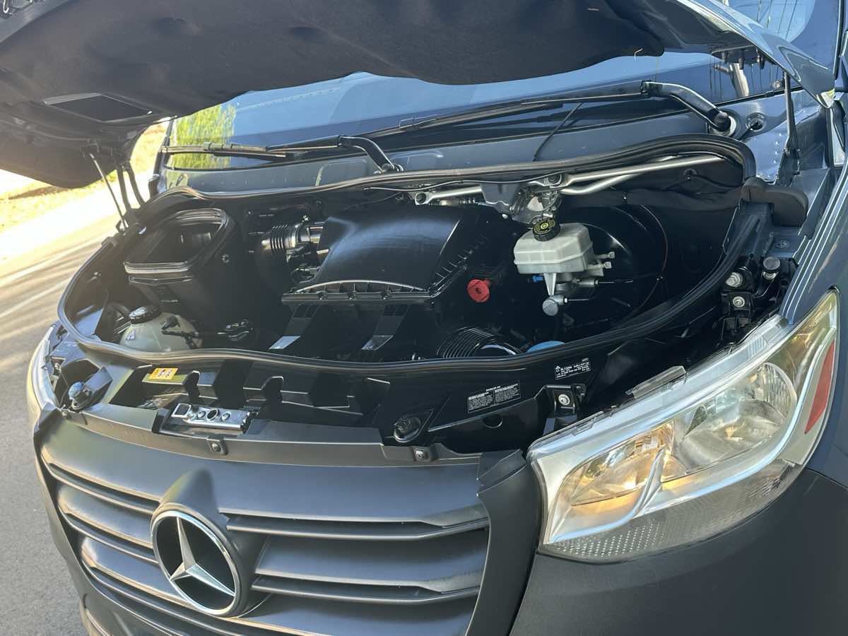 Used 2019 Mercedes-Benz Sprinter 144 image 53