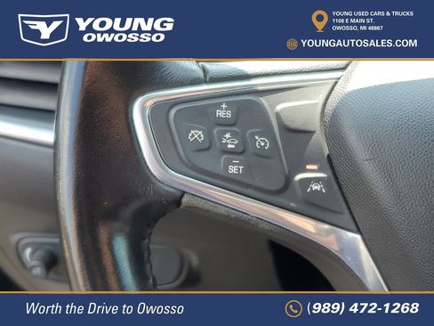 Used 2019 Chevrolet Equinox LT w/ Driver Convenience Package AWD/4WD image 14