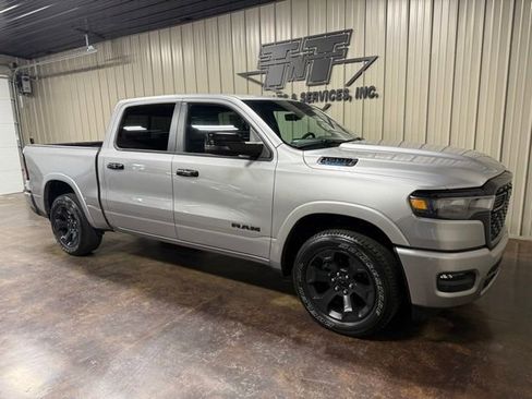 Used 2025 RAM 1500 Big Horn AWD/4WD image 6