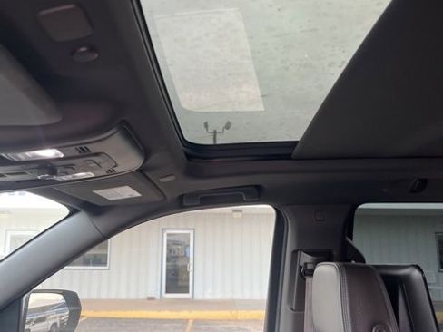 Used 2024 GMC Yukon Denali w/ Max Trailering Package image 15