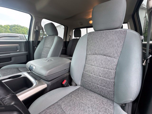 Used 2018 RAM 1500 Big Horn AWD/4WD image 36