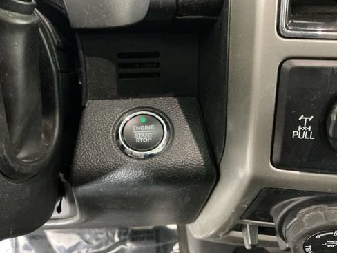 Used 2019 Ford F150 Lariat AWD/4WD image 24