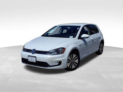 Used 2016 Volkswagen e-Golf SE w/ DC Fast Charging Package