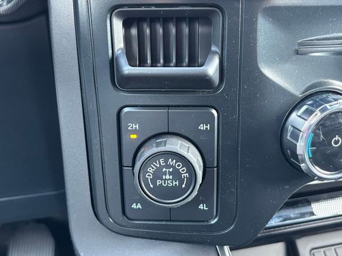 New 2025 Ford F150 Lariat w/ Equipment Group 502A High image 17