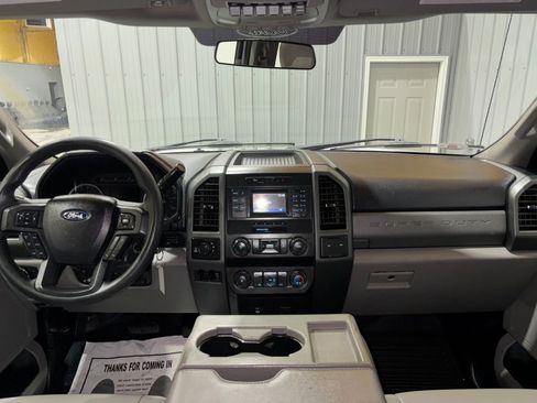 Used 2019 Ford F250 4x4 SuperCab Super Duty image 17