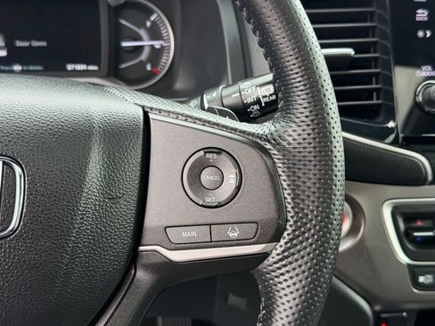 Used 2023 Honda Passport EX-L image 21