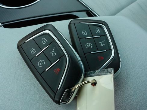 Certified 2024 Cadillac Lyriq Sport RWD image 22