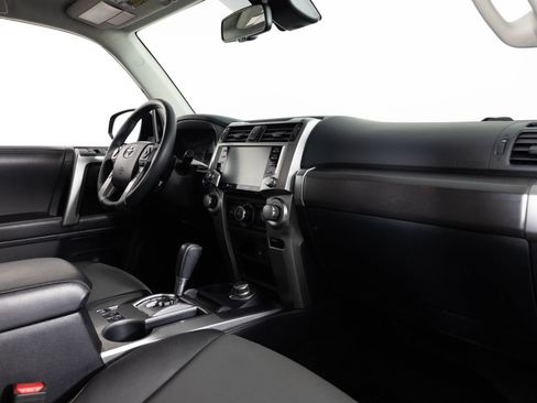 Used 2020 Toyota 4Runner SR5 Premium AWD/4WD image 26