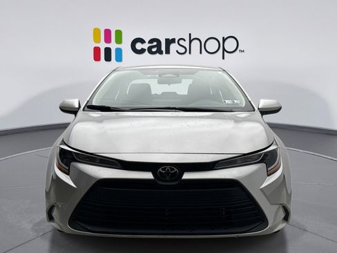 Used 2024 Toyota Corolla LE FWD image 8