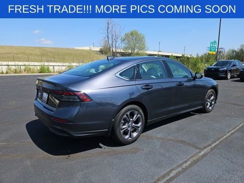 Used 2023 Honda Accord EX image 5