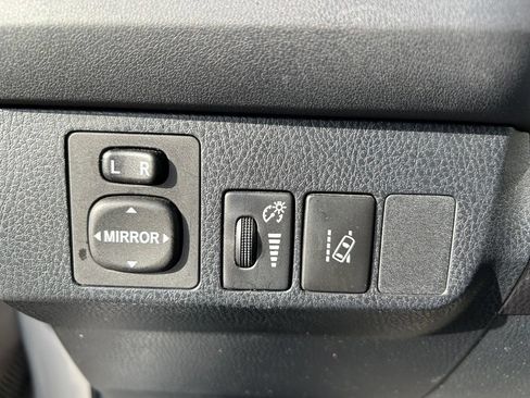 Used 2018 Toyota RAV4 LE w/ All Weather Liner Package AWD/4WD image 21