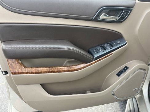 Used 2015 Chevrolet Tahoe LTZ image 11
