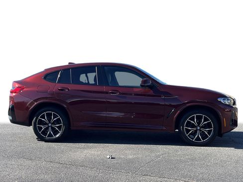 Used 2025 BMW X4 xDrive30i image 31