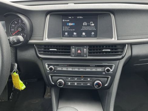 Used 2018 Kia Optima LX w/ 17" Alloy Wheels Package image 13