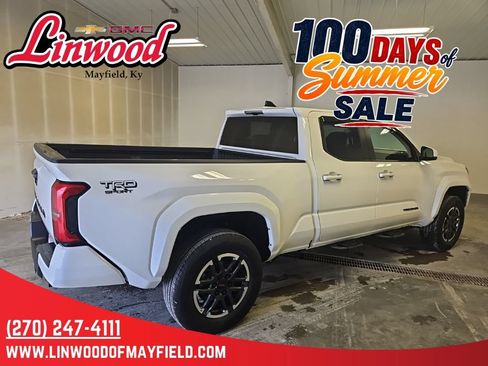 Used 2026 Toyota Tacoma TRD Sport AWD/4WD image 2